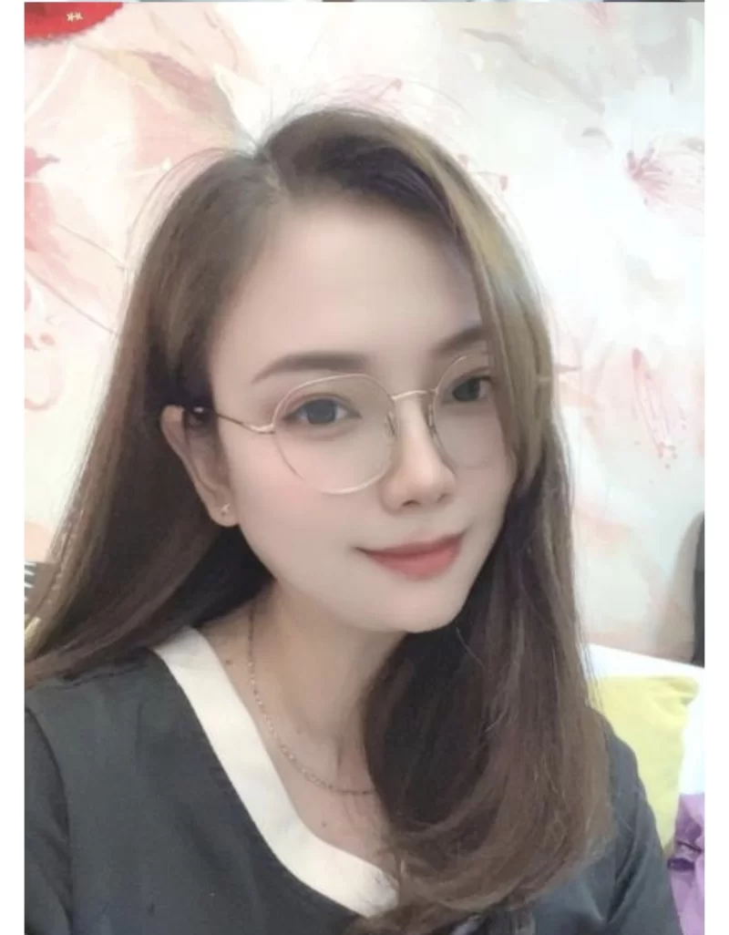 北区服务系馨姐_青岛外围小姐