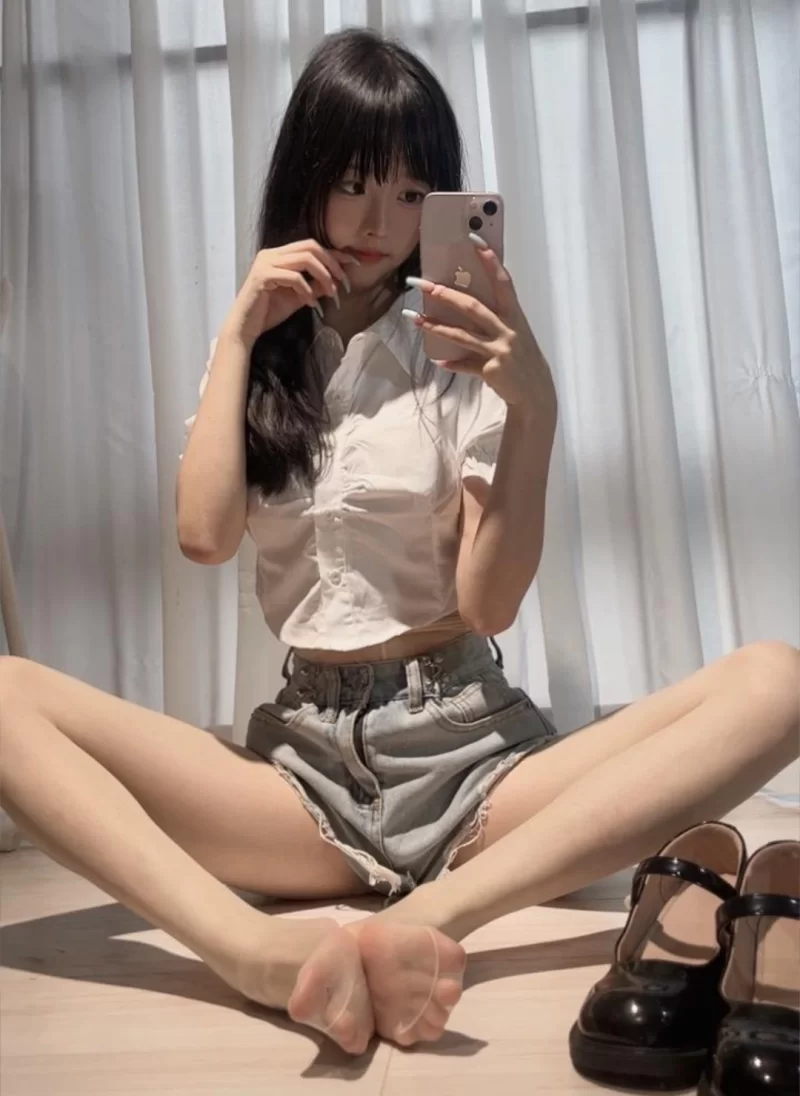 00学妹偶尔兼职_武汉外围小姐