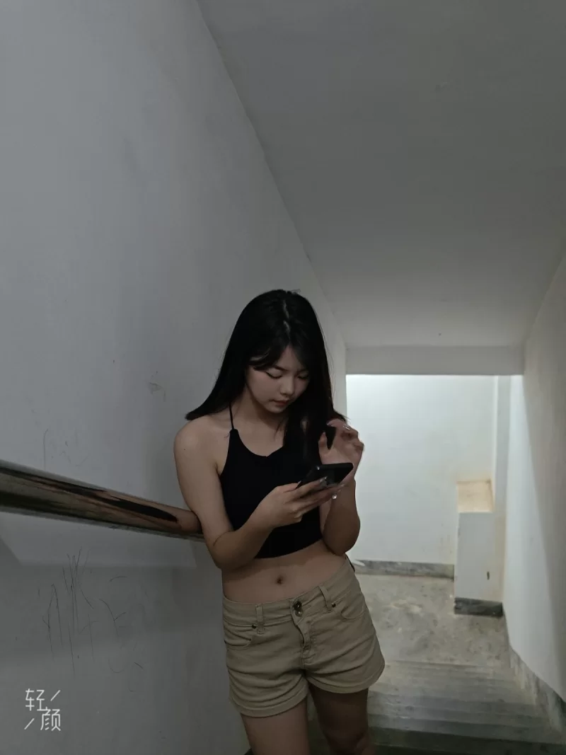 长沙18颜值嫩妹刚下海_长沙外围小姐