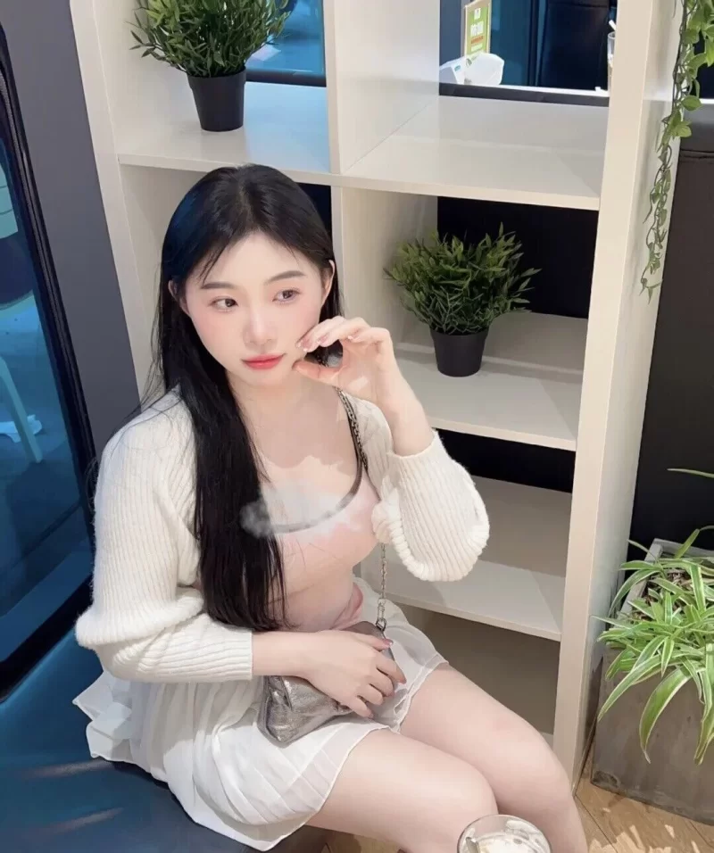 真实本人大胸骚妹玩法新鲜姿势多_银川外围小姐