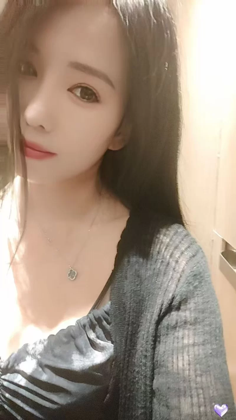 西工美胸少妇勿忘我_洛阳外围小姐