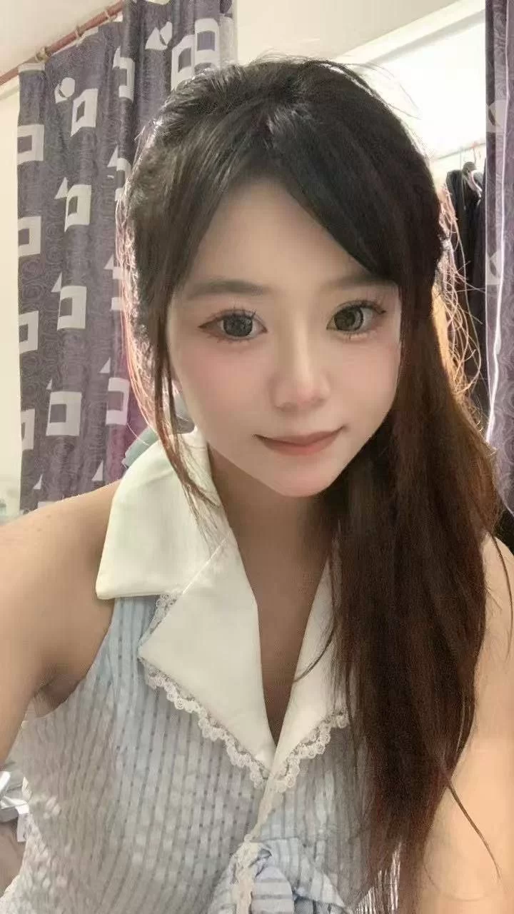 武汉清纯俏皮美少女_武汉外围小姐_老哥稳