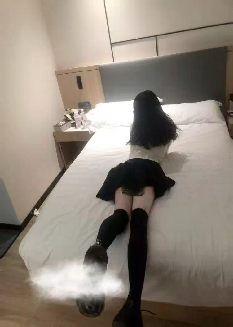 番禺钟村嫩妹_广州外围小姐_老哥稳