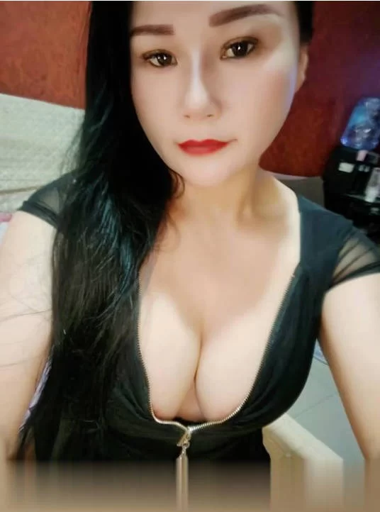 重庆大奶泻火骚妇极品御姐_市区外围小姐_老哥稳