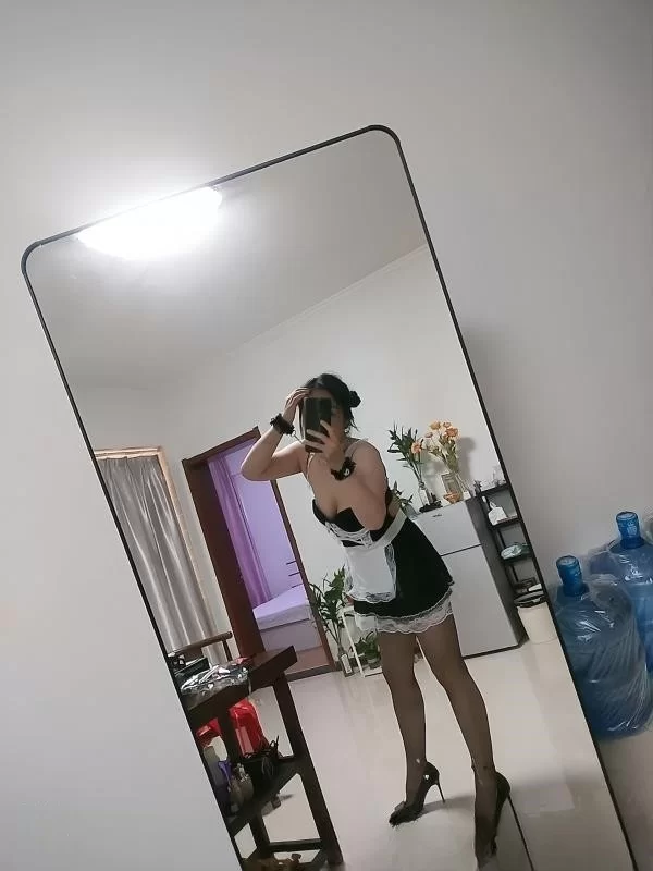 颜值特色泡泡浴美女_西安外围小姐_老哥稳