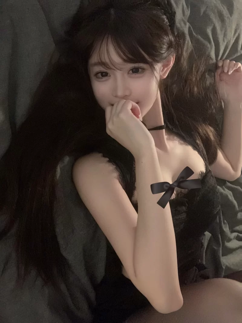 重庆性感黑丝美女_市区外围小姐_老哥稳