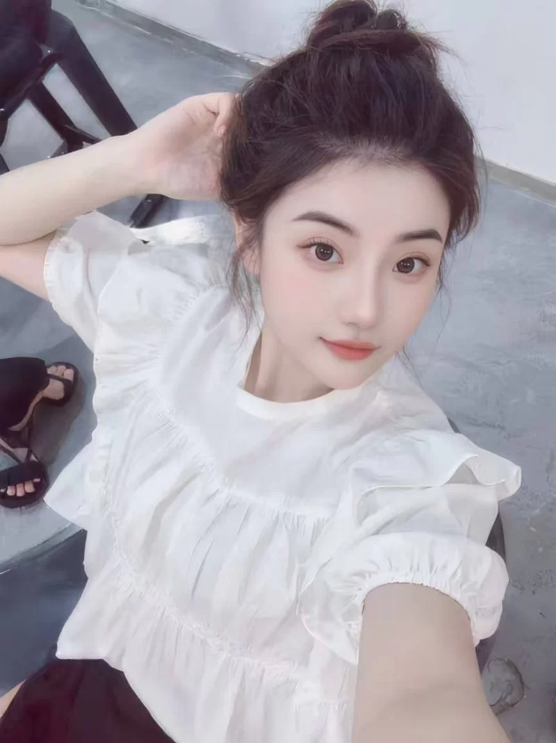 粉嫩极品模特兼职_西安外围小姐_老哥稳