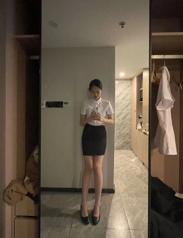 01后少女被迫卖逼_长沙外围小姐_老哥稳